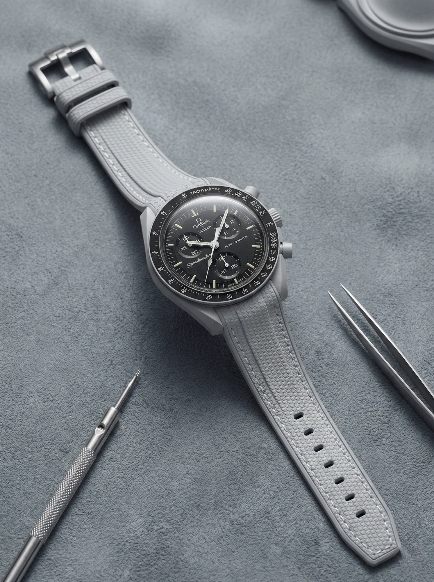 Mission-To-Moon-Omega-X-Swatch3